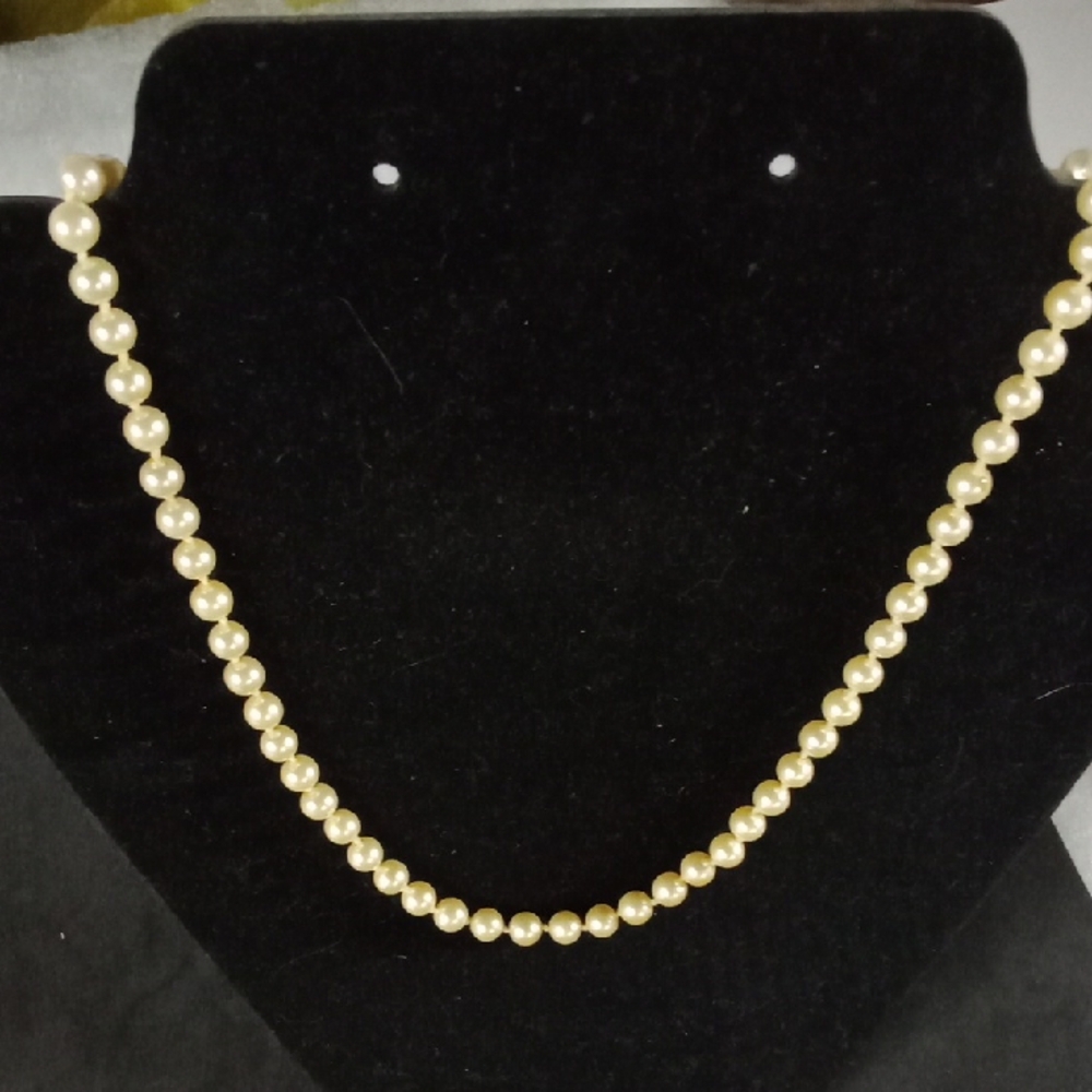 Vintage Spain Majorca Pearl Necklace #A350
